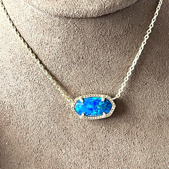 NWT Kendra Scott Elisa Blue Opal & Yellow Gold Retired Stunning Opal Very Rare! - Picture 9 of 14